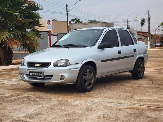 CHEVROLET CLASSIC 1.0 MPFI LIFE 8V FLEX 4P MANUAL